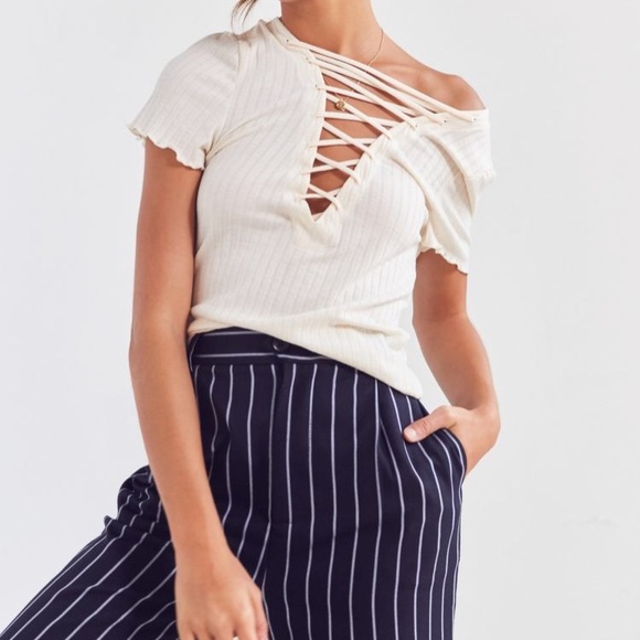 Urban Outfitters Tops - Urban outfitters top